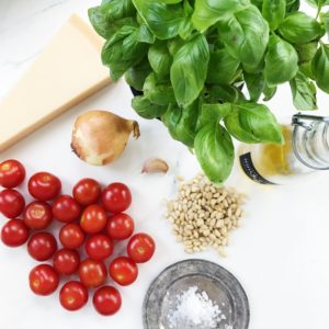 Ingredienser til tomatpesto