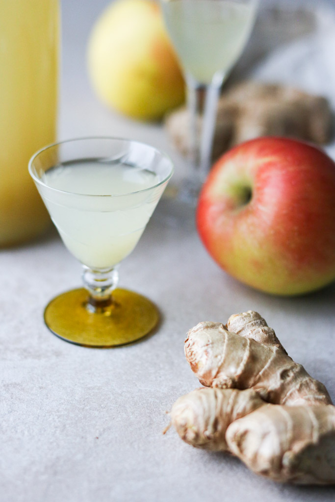 Ingefærshots med æble - Opskrift på juice med ingefær