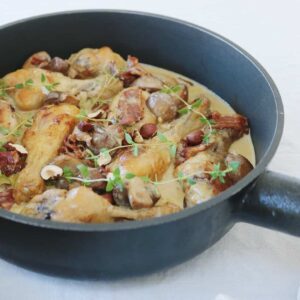 Kyllingelår i svampesauce