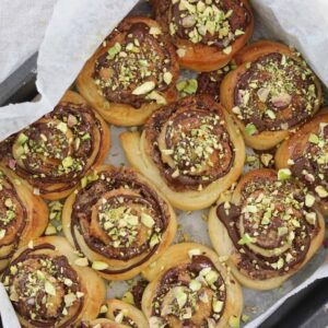 Chokoladesnegle med pistacie