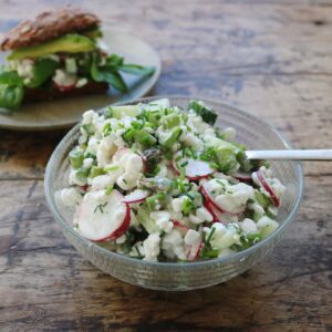 Pålægssalat med hytteost